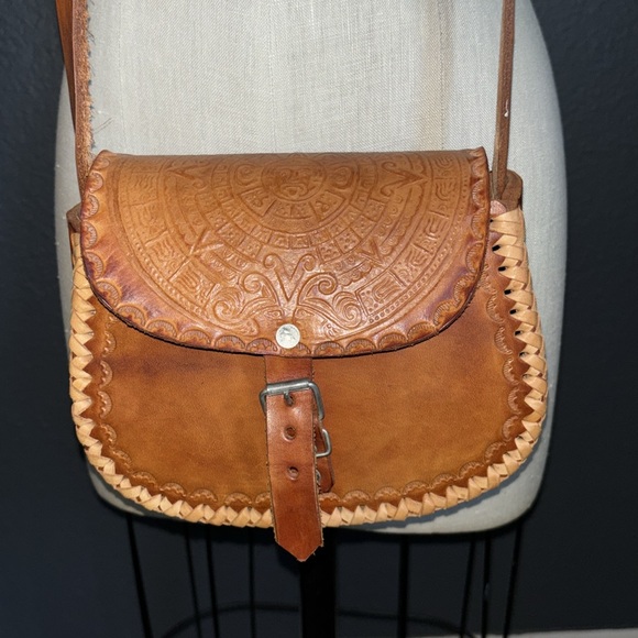 SOLD💔Vintage Tooled Leather Crossbody Bag - Boho Sun God Purse - Picture 3 of 4